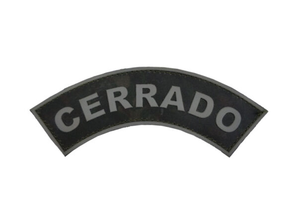 Tarjeta emborrachada Cerrado, camuflada